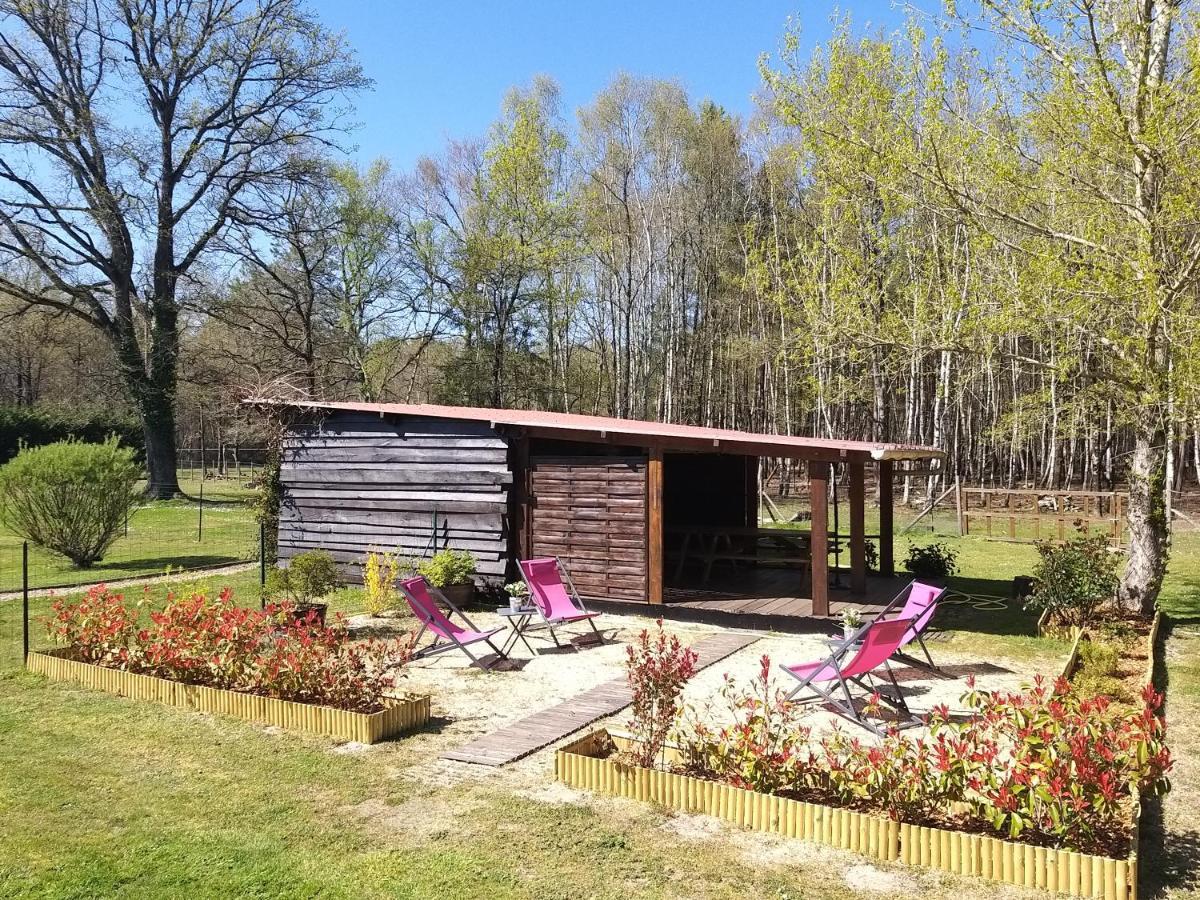 Roulottes Du Chalet Des Pins Rougeou Exterior foto
